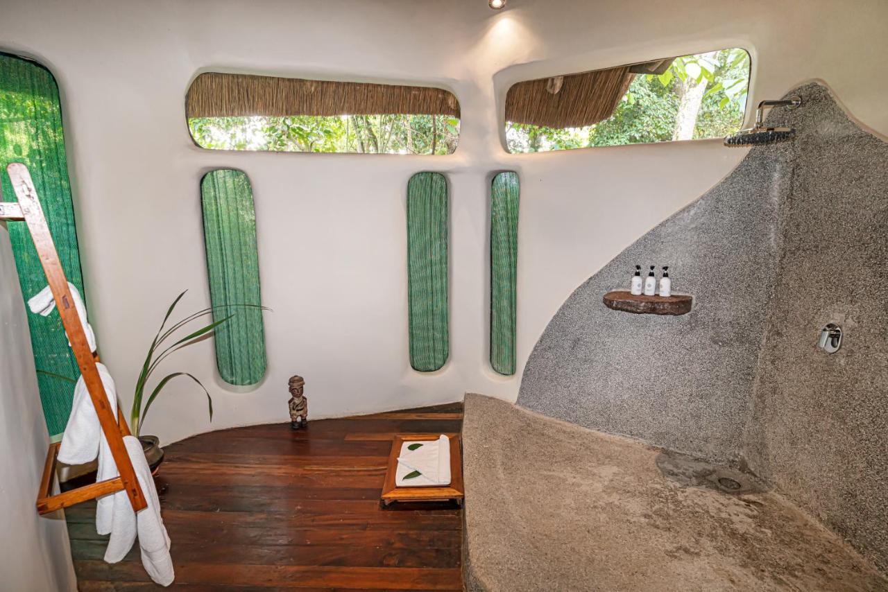 Lemala Wildwaters Lodge Kangulumira Экстерьер фото